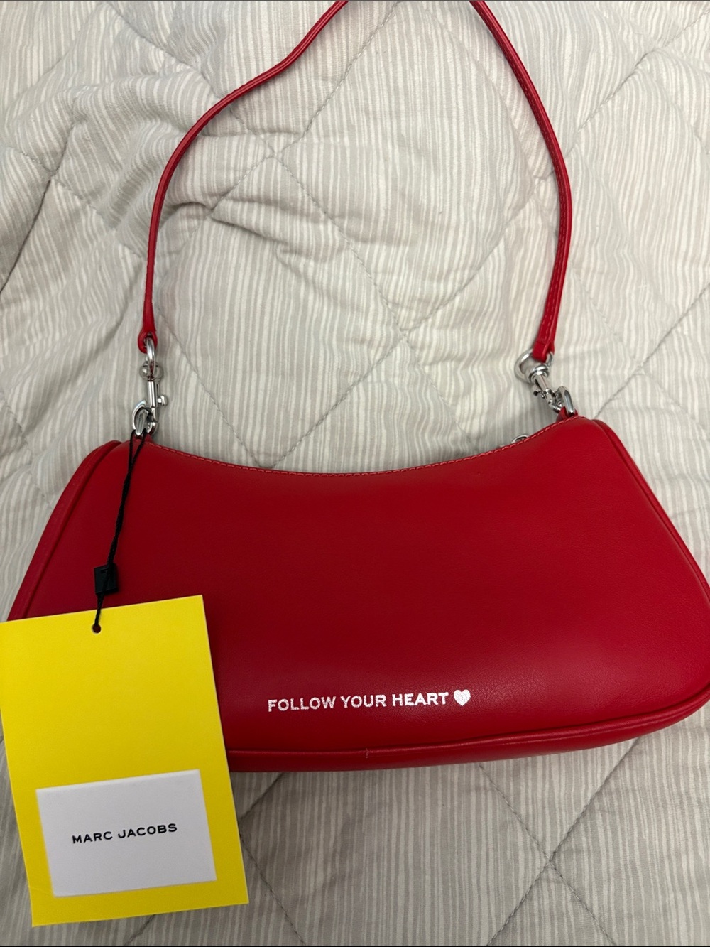 Marc Jacobs handcuff Red Shoulder Bag with Heart Charm and Dual Straps - Picture 2 of 9